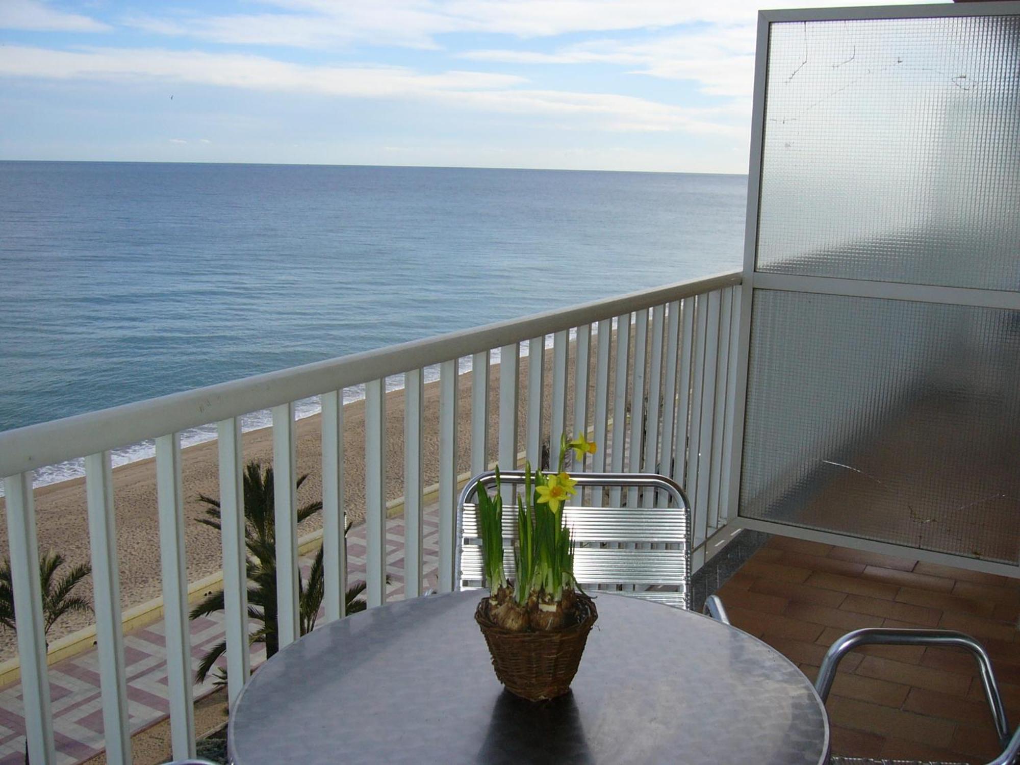 Apartaments El Sorrall Blanes Quarto foto