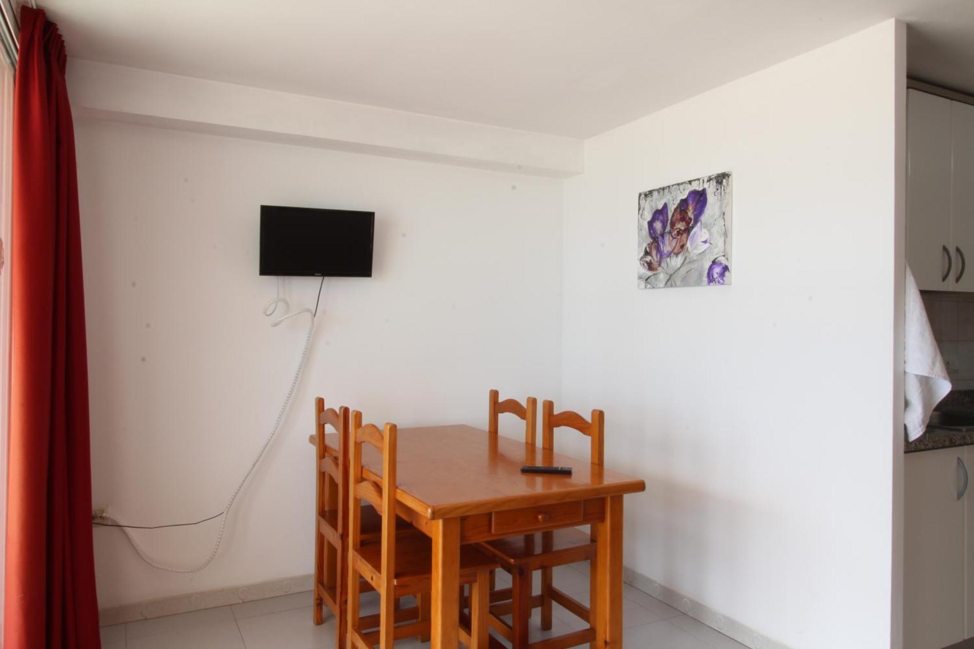 Apartaments El Sorrall Blanes Quarto foto