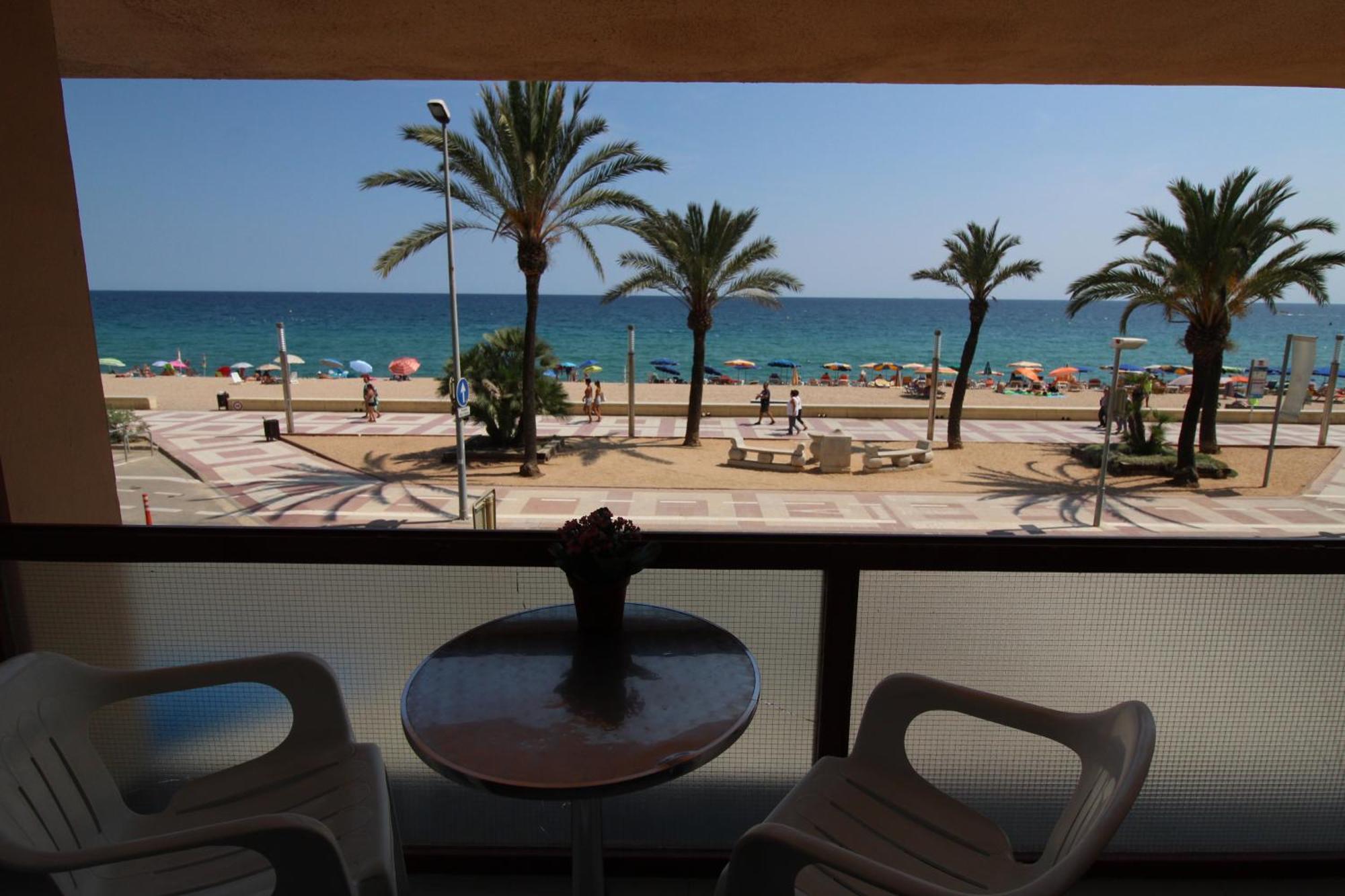 Apartaments El Sorrall Blanes Quarto foto
